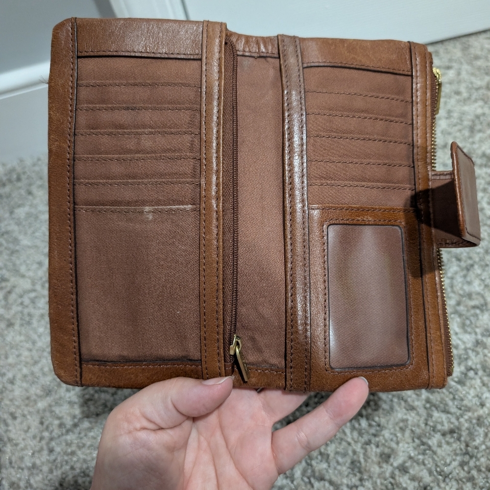 Fossil Brown Leather 3 Section Flap Organizer Wallet - Picture 6 of 10